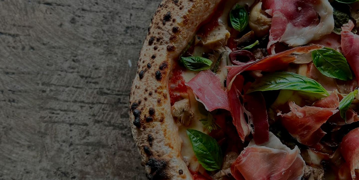 Imagen de una pizza napolitana